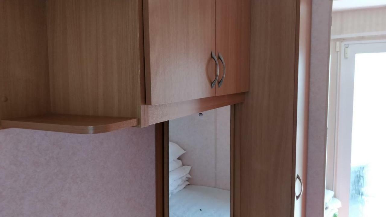 8 Berth Sealands Hotel Ingoldmells Buitenkant foto